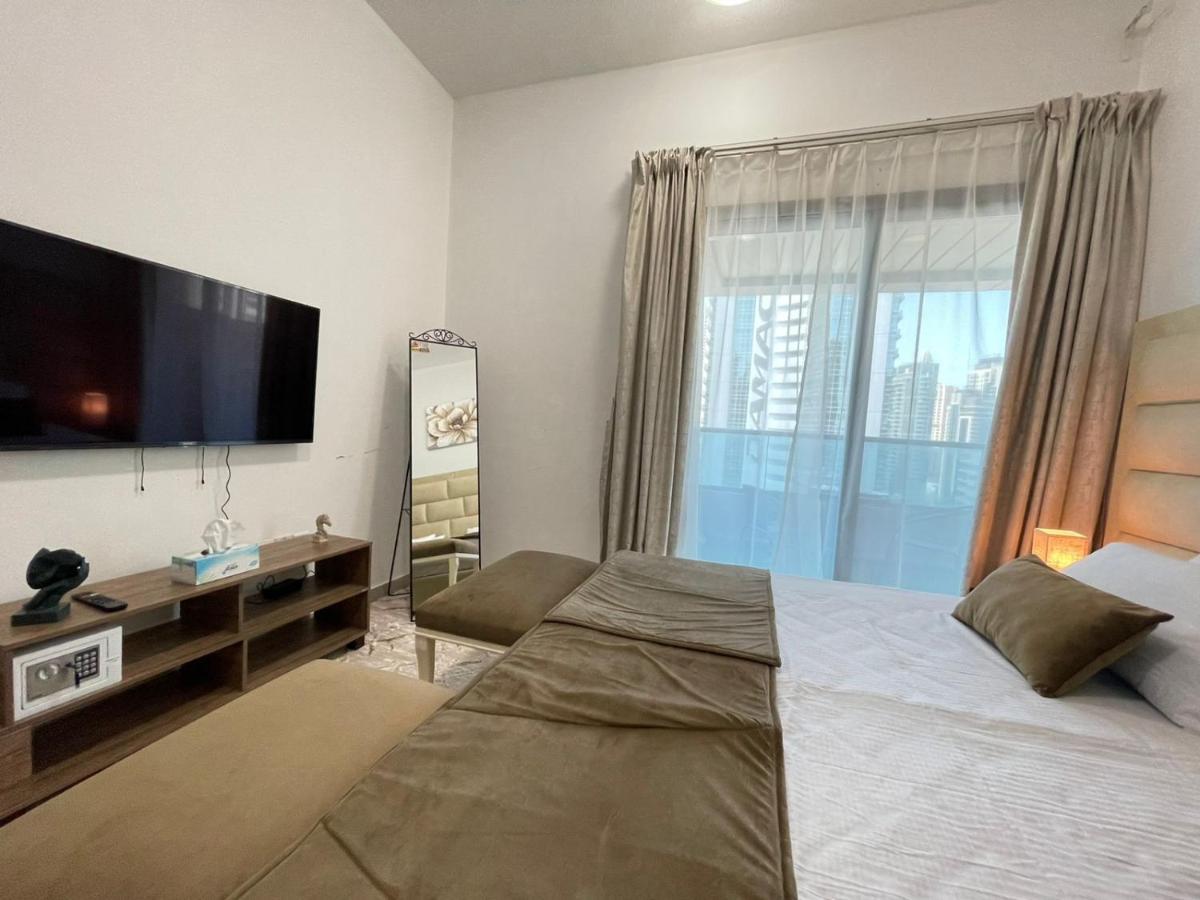 Private Gorgeous Room With Marina View With Shared Kitchen Ντουμπάι Εξωτερικό φωτογραφία