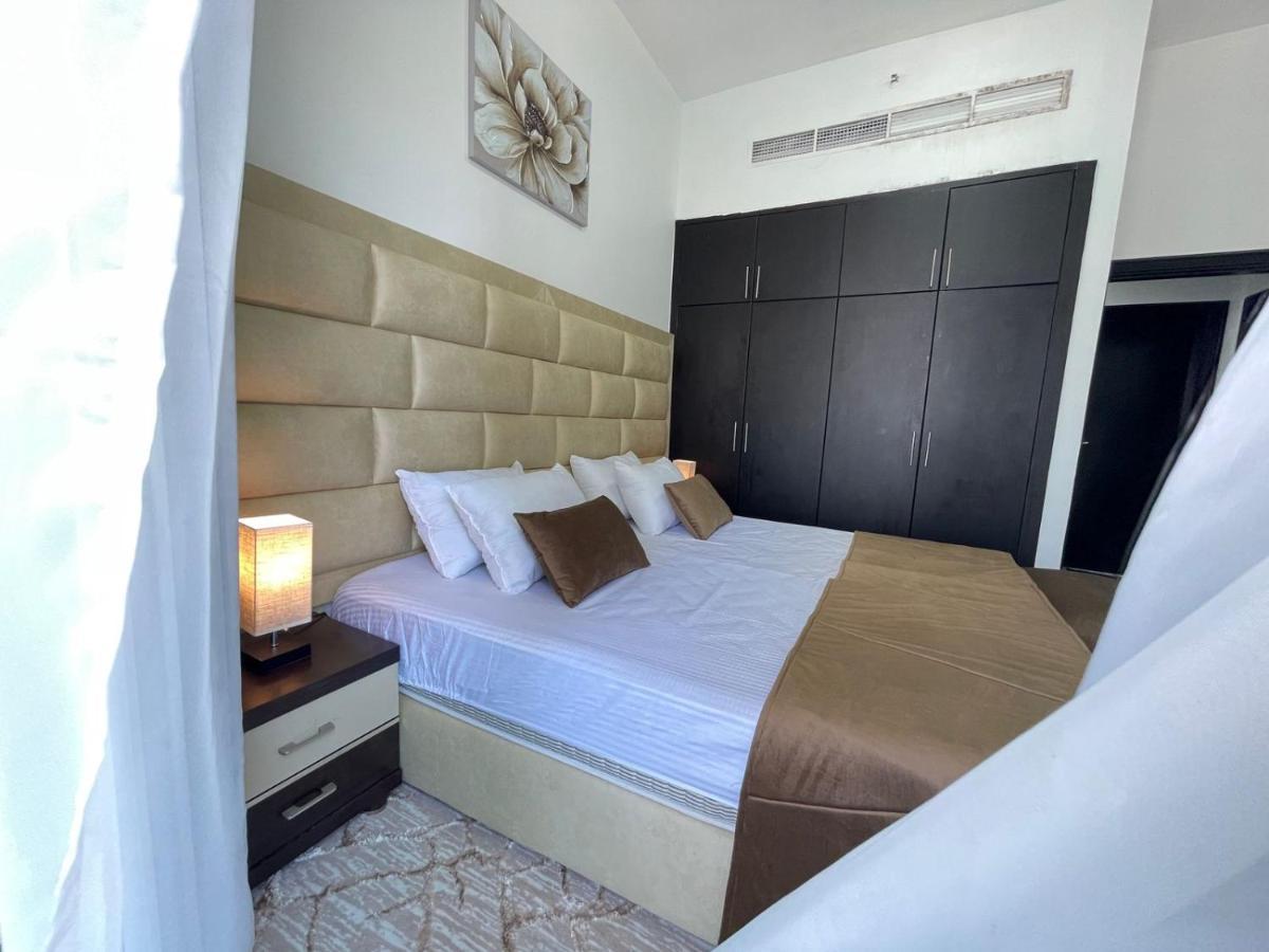 Private Gorgeous Room With Marina View With Shared Kitchen Ντουμπάι Εξωτερικό φωτογραφία