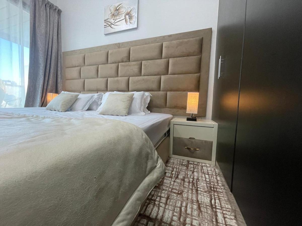 Private Gorgeous Room With Marina View With Shared Kitchen Ντουμπάι Εξωτερικό φωτογραφία