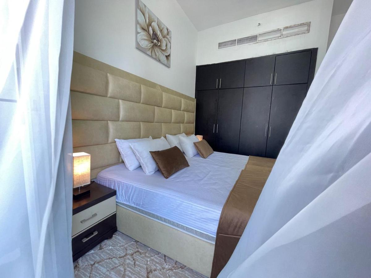 Private Gorgeous Room With Marina View With Shared Kitchen Ντουμπάι Εξωτερικό φωτογραφία